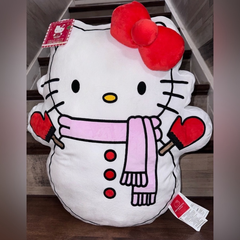Super Cute 🥰 Hello Kitty Snowman Pillow Plush Holiday Christmas - NEW